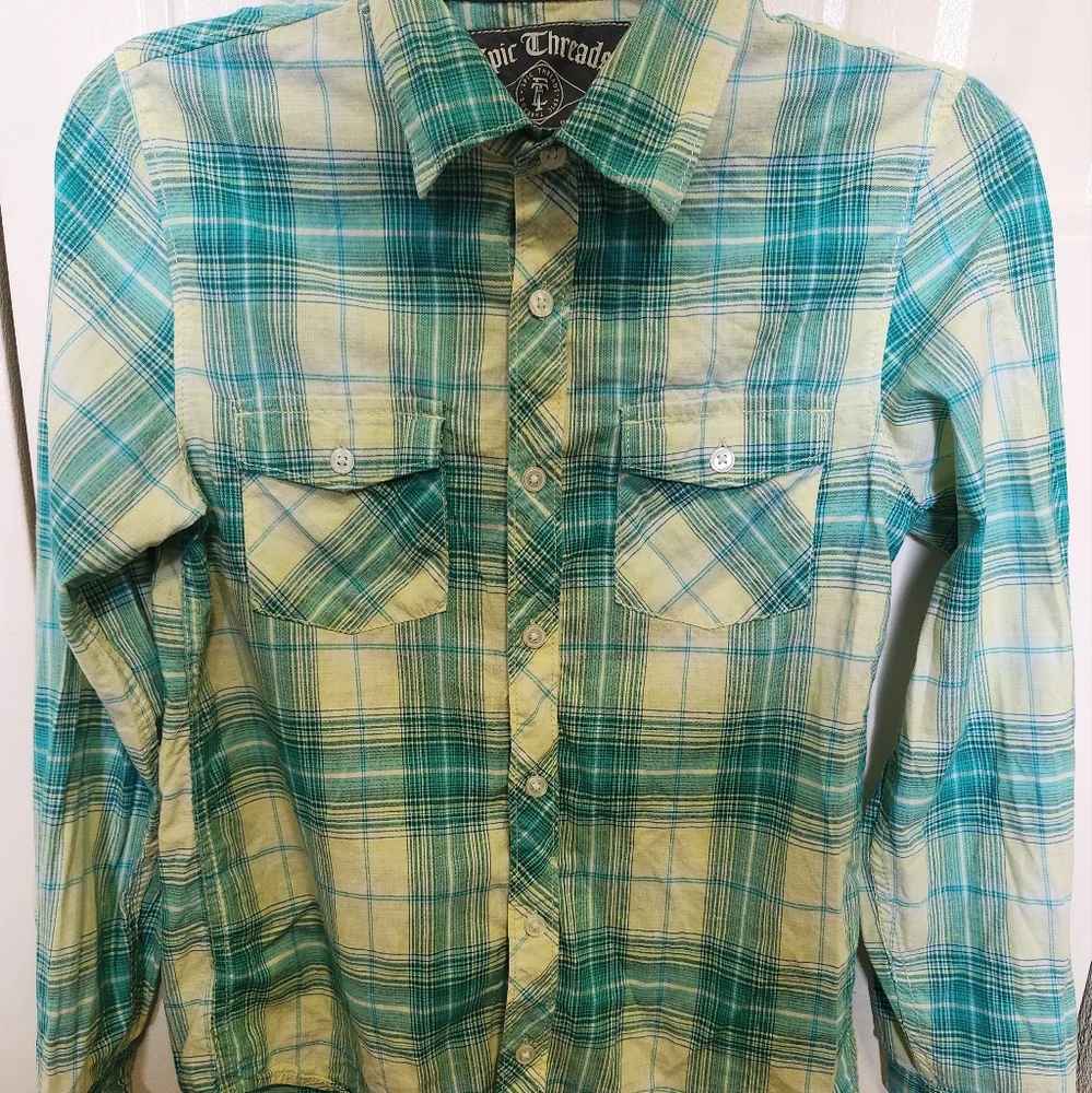 Epic Threads - Picture 2 of 3